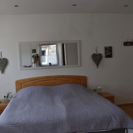 Landgasthof Zur Sonne Enkirch Room photo