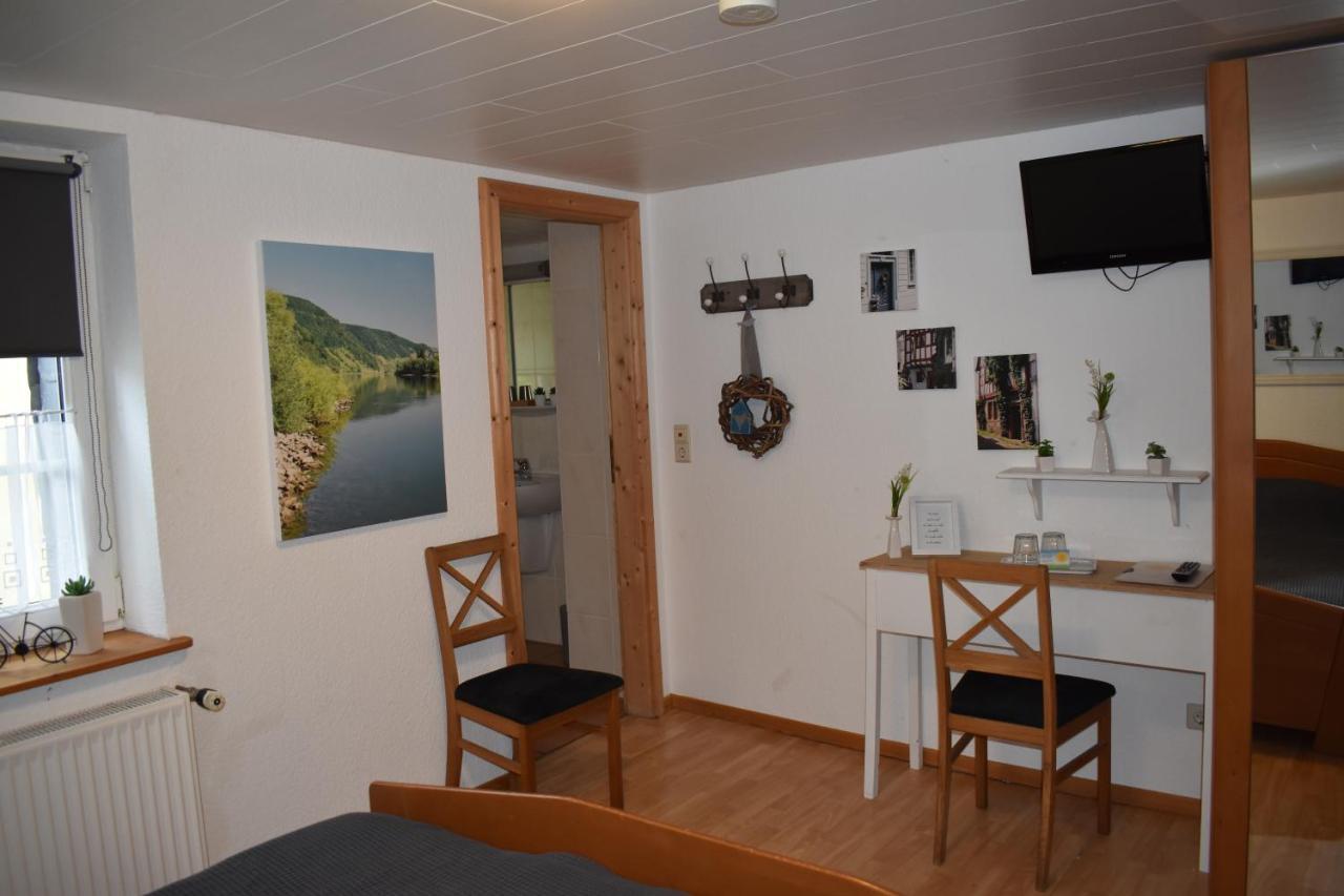 Landgasthof Zur Sonne Enkirch Exterior photo