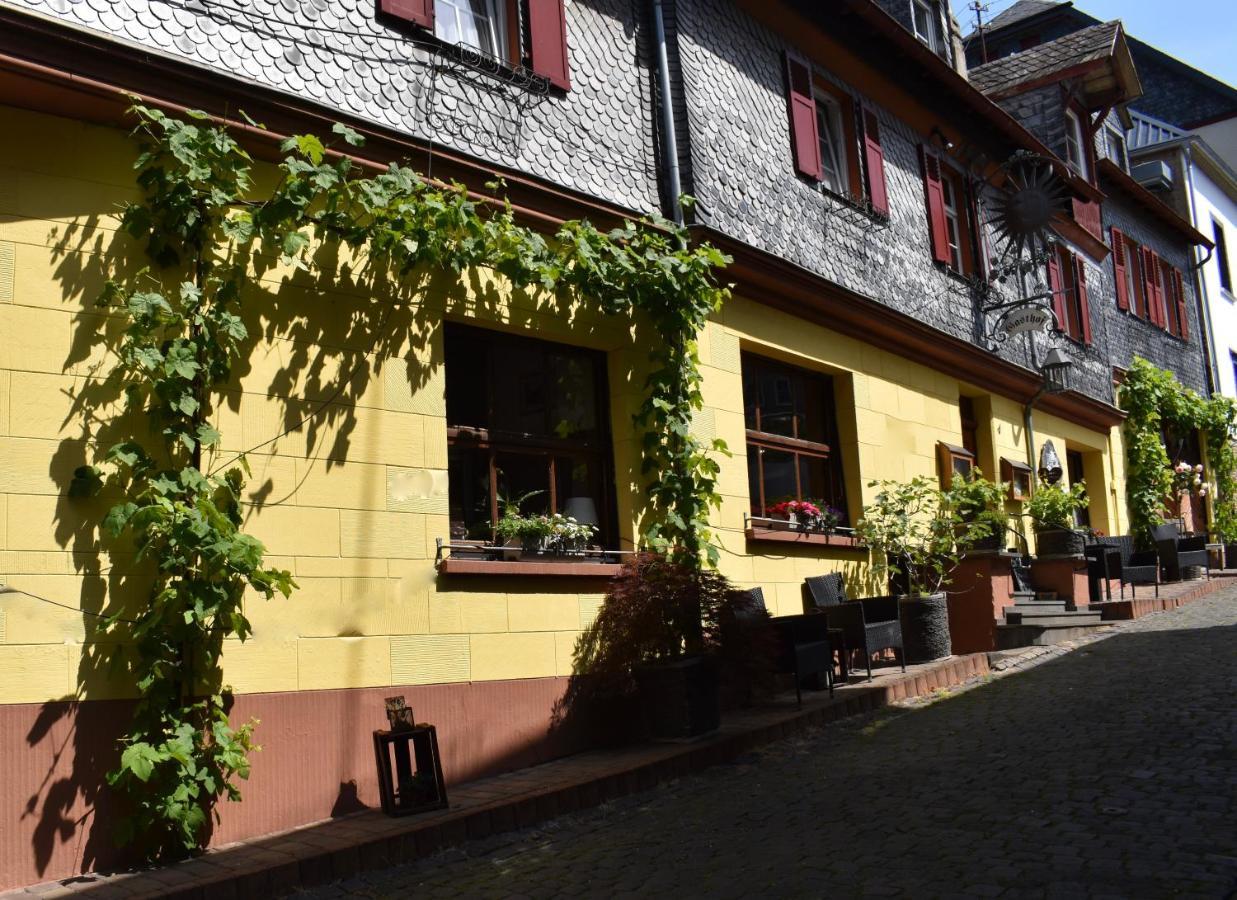 Landgasthof Zur Sonne Enkirch Exterior photo